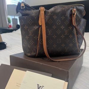 Louis Vuitton Totally PM Monogram
